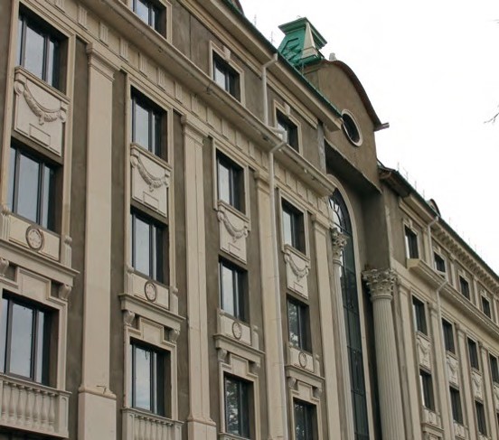 Гостиница «Москва» с крышной котельной и подземной автостоянкой